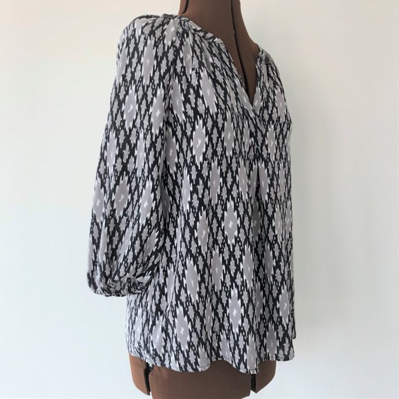 Joie Silk Black and Grey Aztec Print Pullover Top - Picture 6 of 7